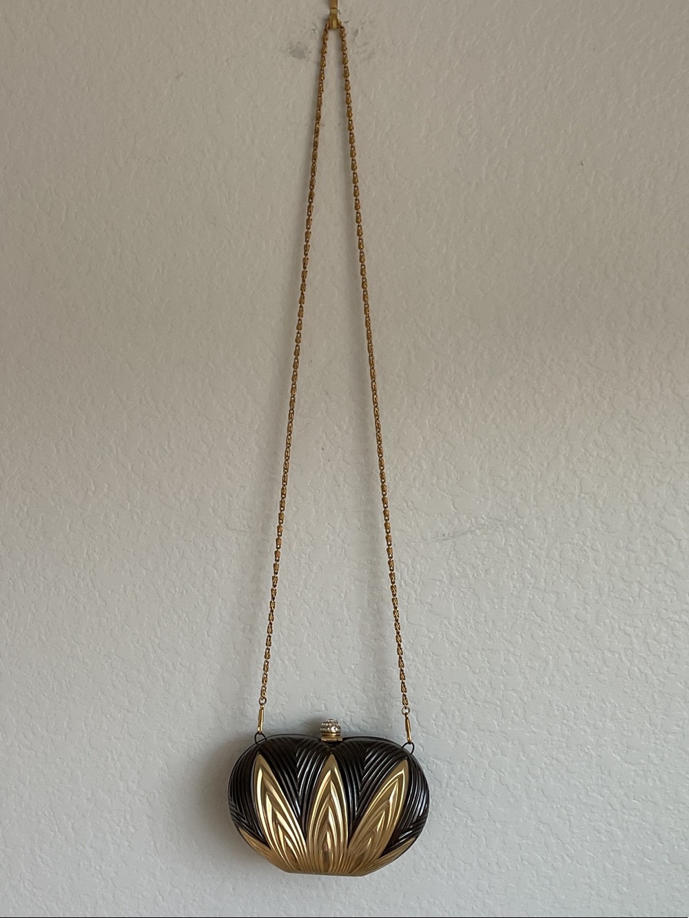 Gold and Black/Charcoal Gray Sculpted Leaf Crossbody Metal Clutch - Women Bags - Picture 8 of 15